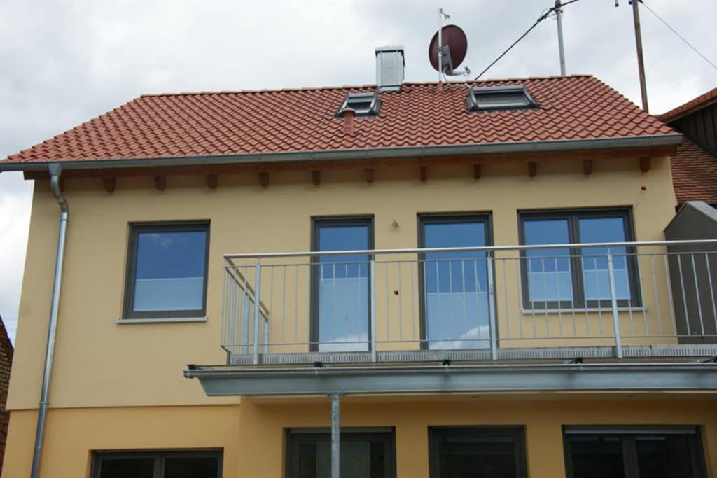 Ferienwohnung 'Burgblick' Вертхайм Екстериор снимка